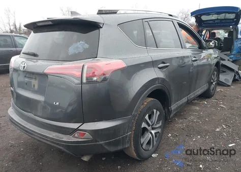 2016 Toyota Rav4 Le z USA, uszkodzony, nr VIN JTMZFREV8GD081377